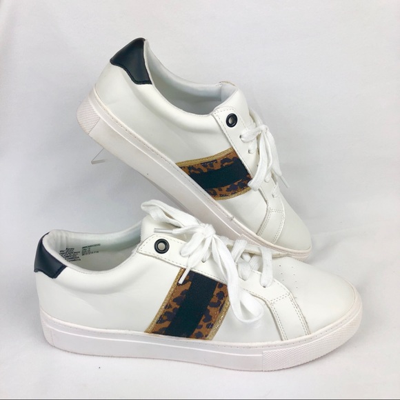 time and tru white shoes